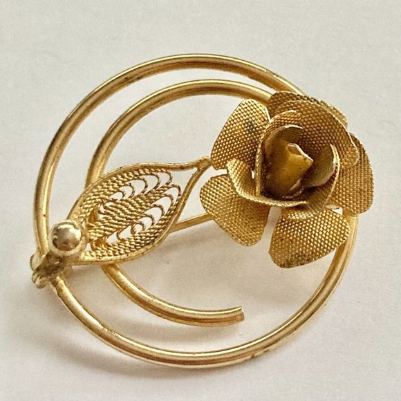 Vintage Rose Flower Bloom Circle Pin Brooch Gold Tone Plated 50's 60's Estate - Picture 2 of 10